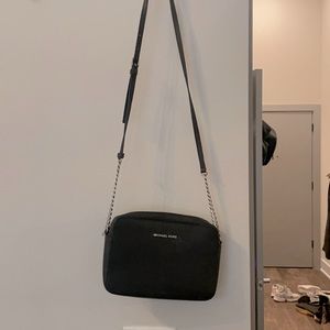 Micheal Kors Leather Crossbody Bag
